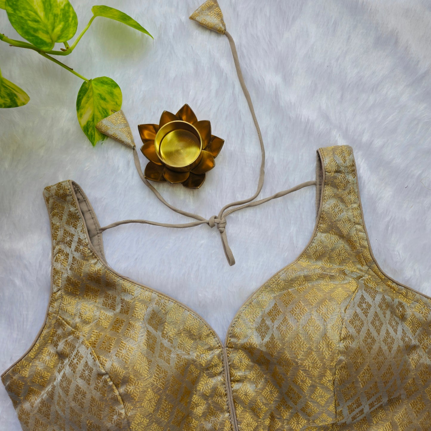 Greyish Gold Tissue Sleeveless Blouse(Attachable Sleeves)