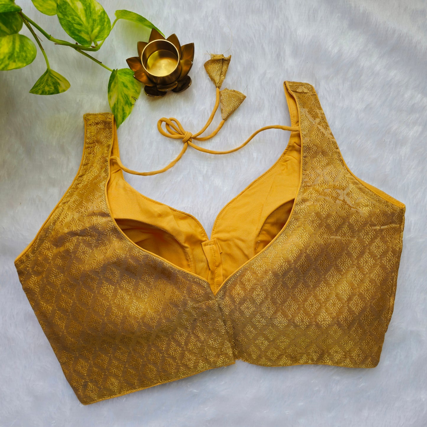 Gold Tissue Sleeveless Blouse(Attachable Sleeves)