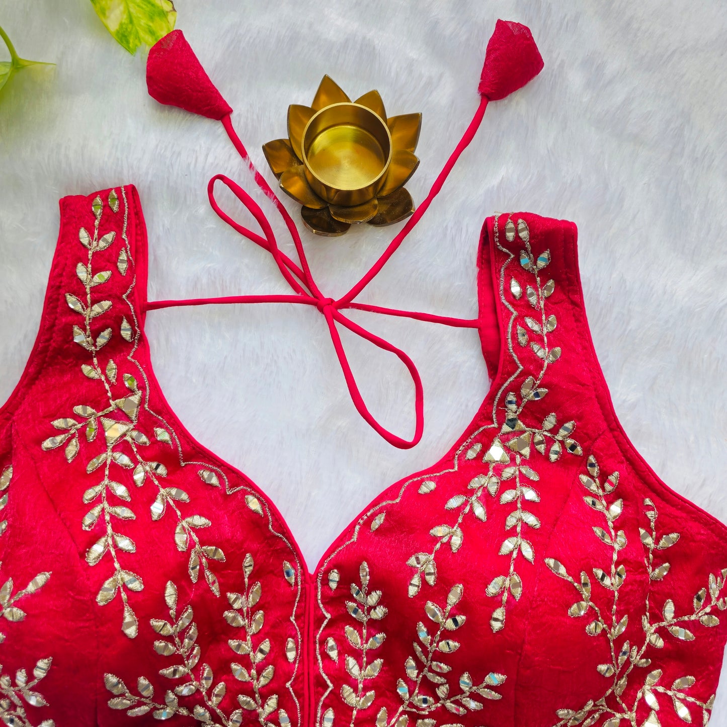 Reddish Pink Sleeveless Mirror Embroidery Blouse