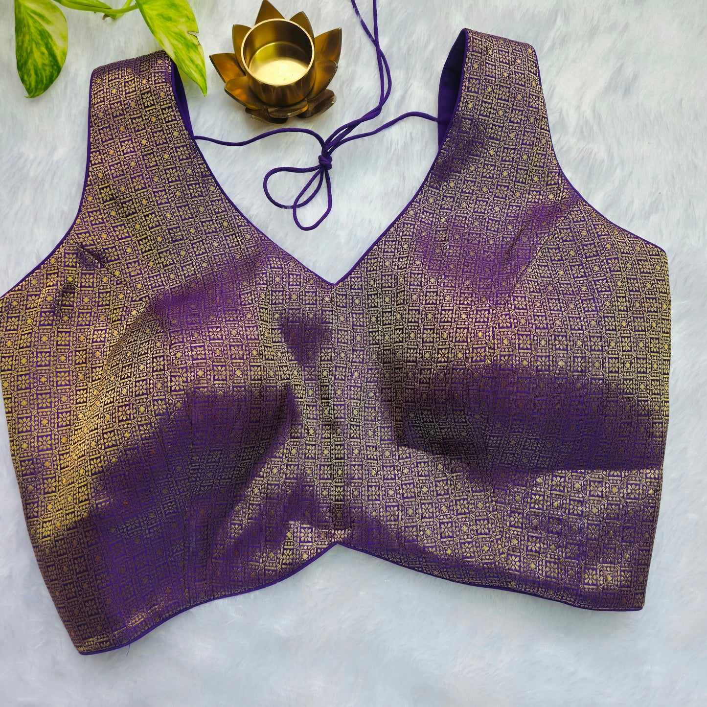 Purple With Gold Zari Brocade Sleeveless Blouse(Attachable Sleeves)