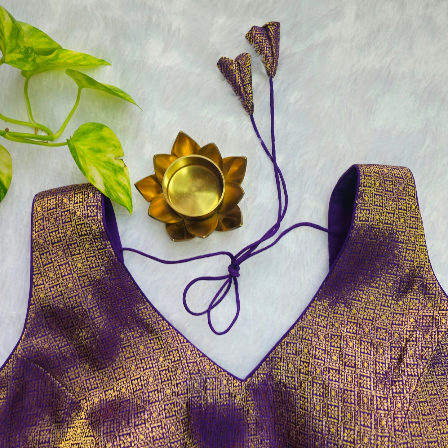 Purple With Gold Zari Brocade Sleeveless Blouse(Attachable Sleeves)