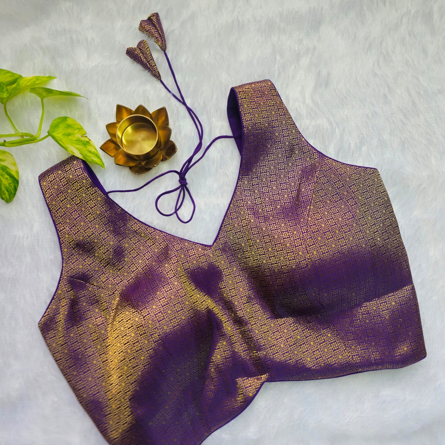 Purple With Gold Zari Brocade Sleeveless Blouse(Attachable Sleeves)