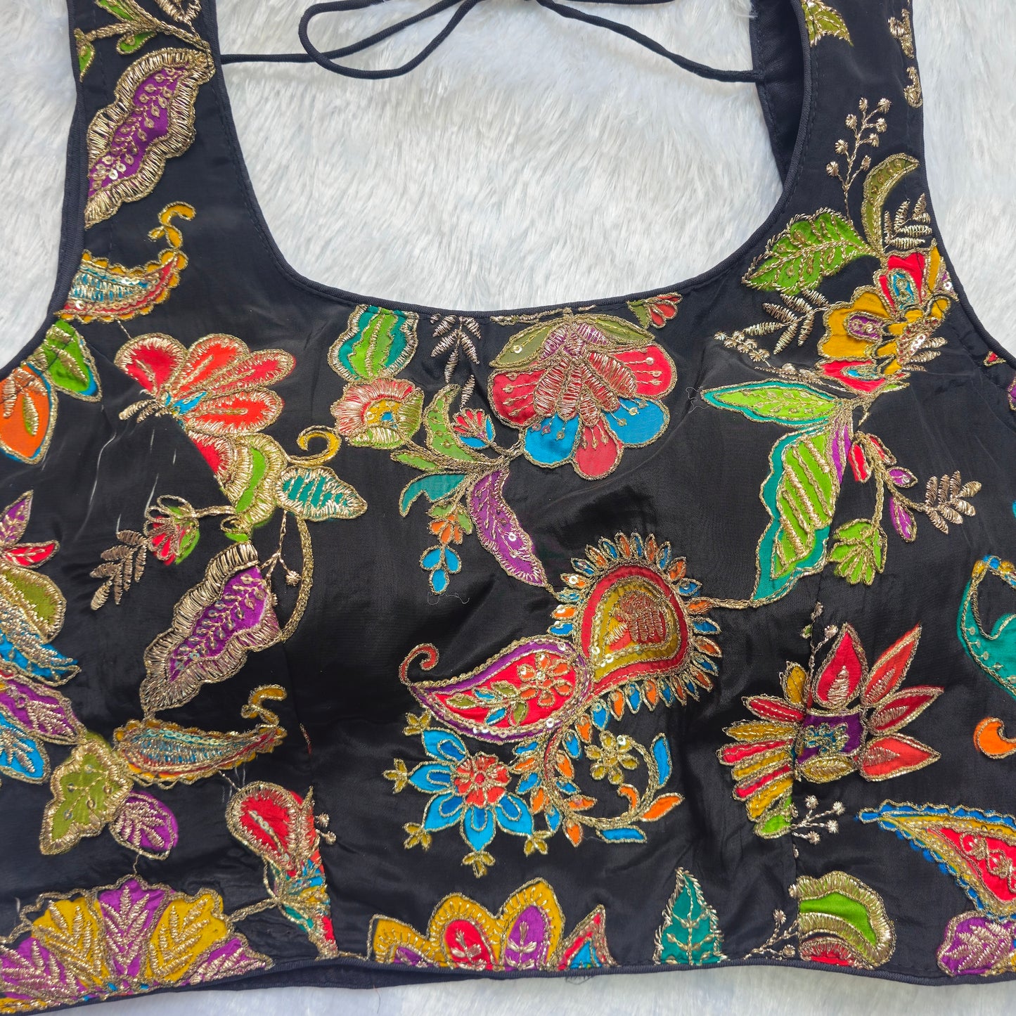 Black Crepe Kalamkari Sleeveless Blouse(attachable sleeves)
