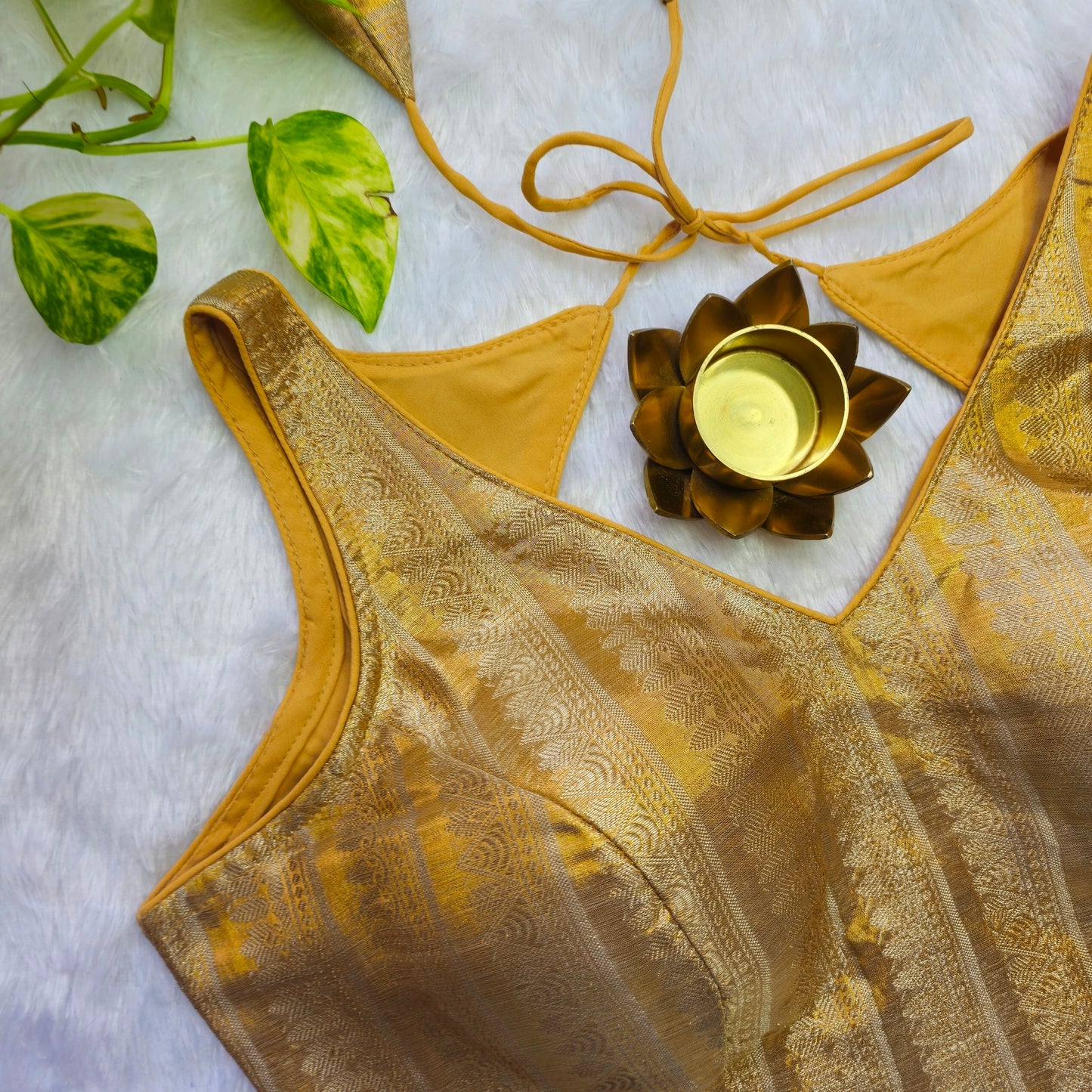 Yellowish Gold Tissue Sleeveless Blouse(Attachable Sleeves)