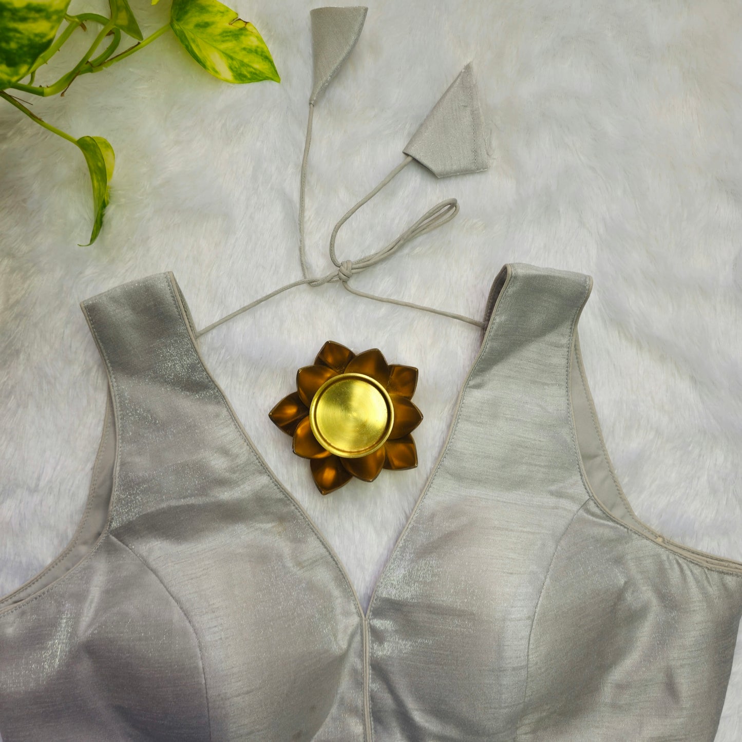 Silver Artificial Silk Sleeveless Blouse(Attachable Sleeves)