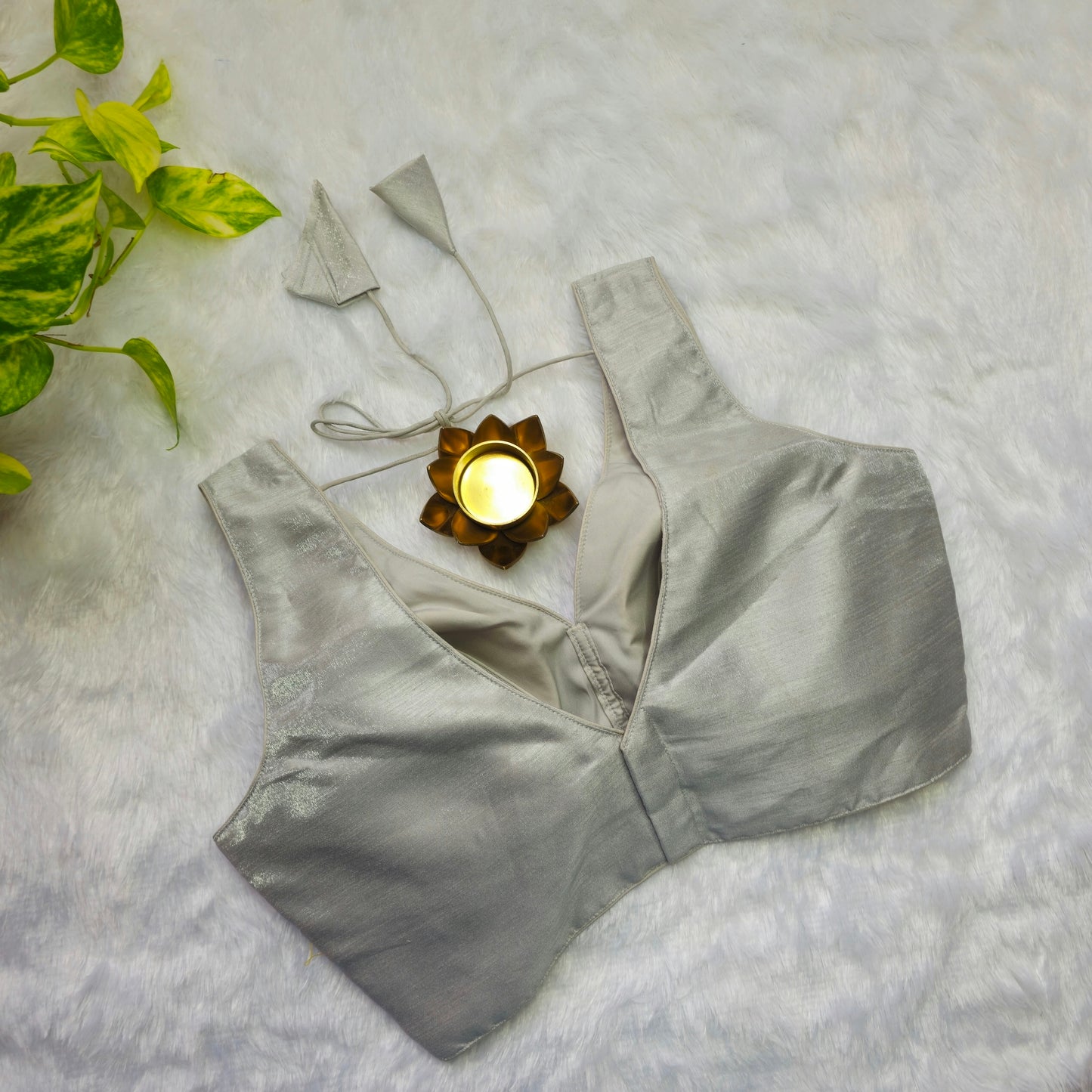 Silver Artificial Silk Sleeveless Blouse(Attachable Sleeves)